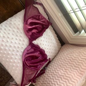 Victoria’s Secret Demi Bra